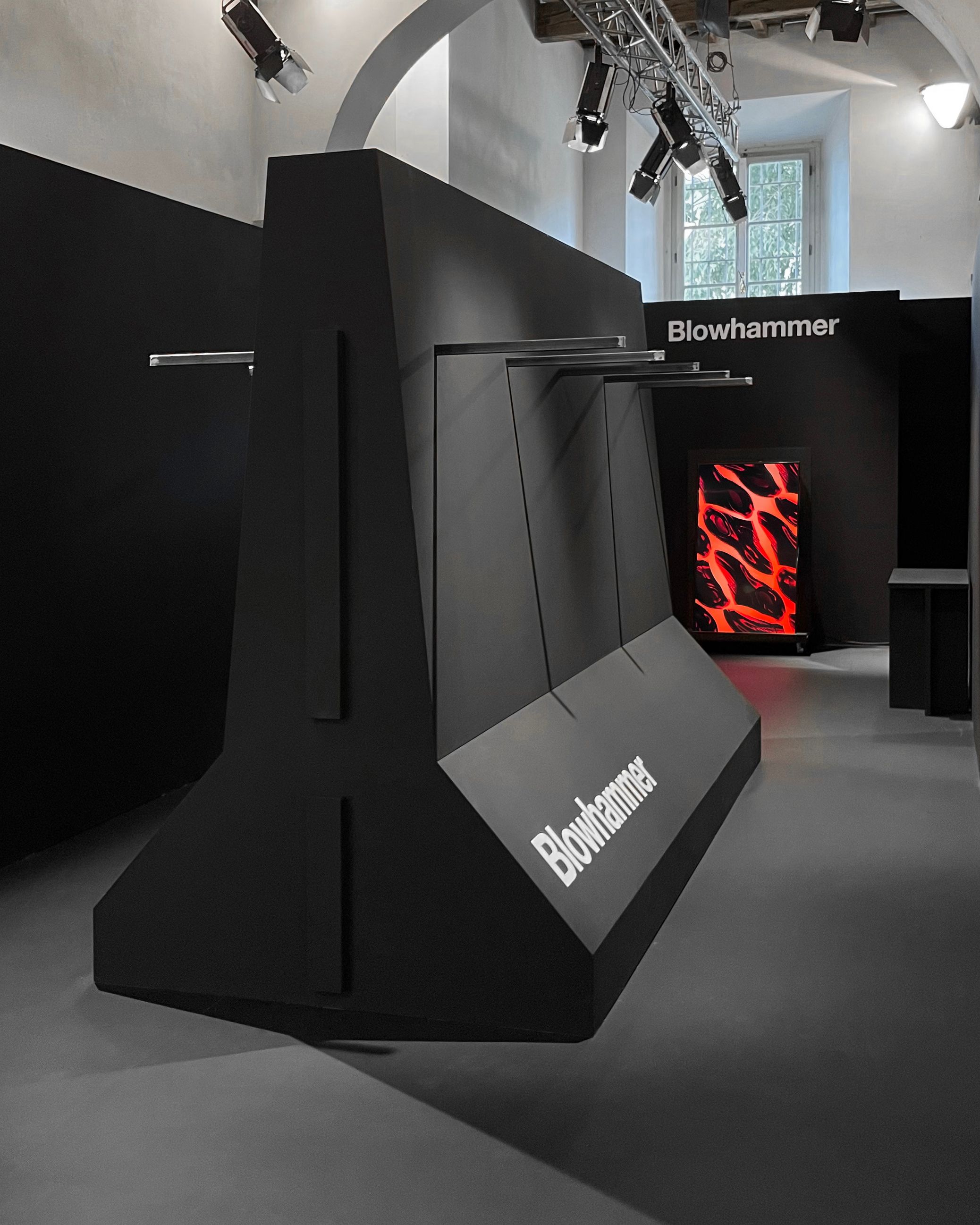 Image 2 of BLOWHAMMER @ PITTI 106