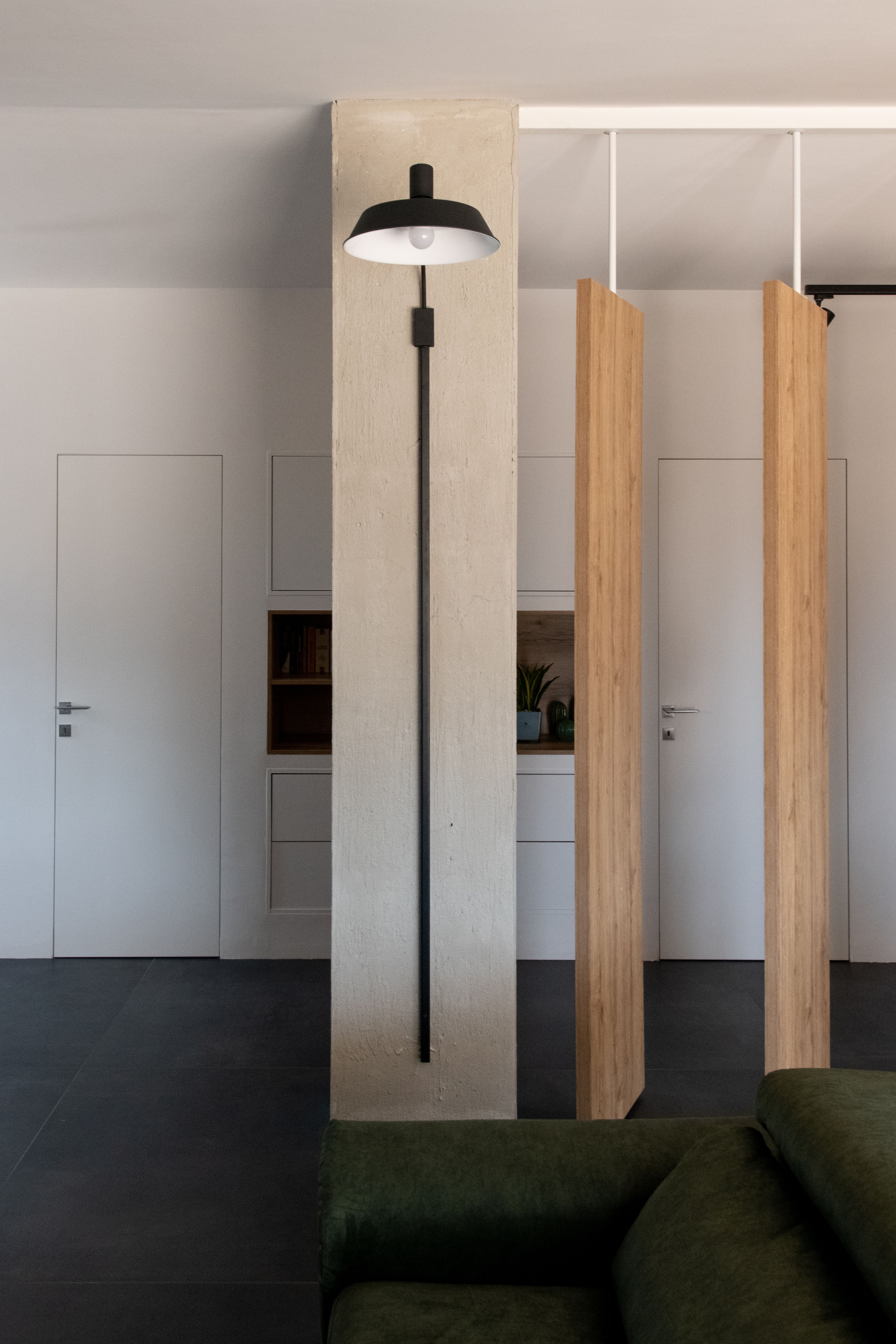 Image 5 of HOUSE 1105