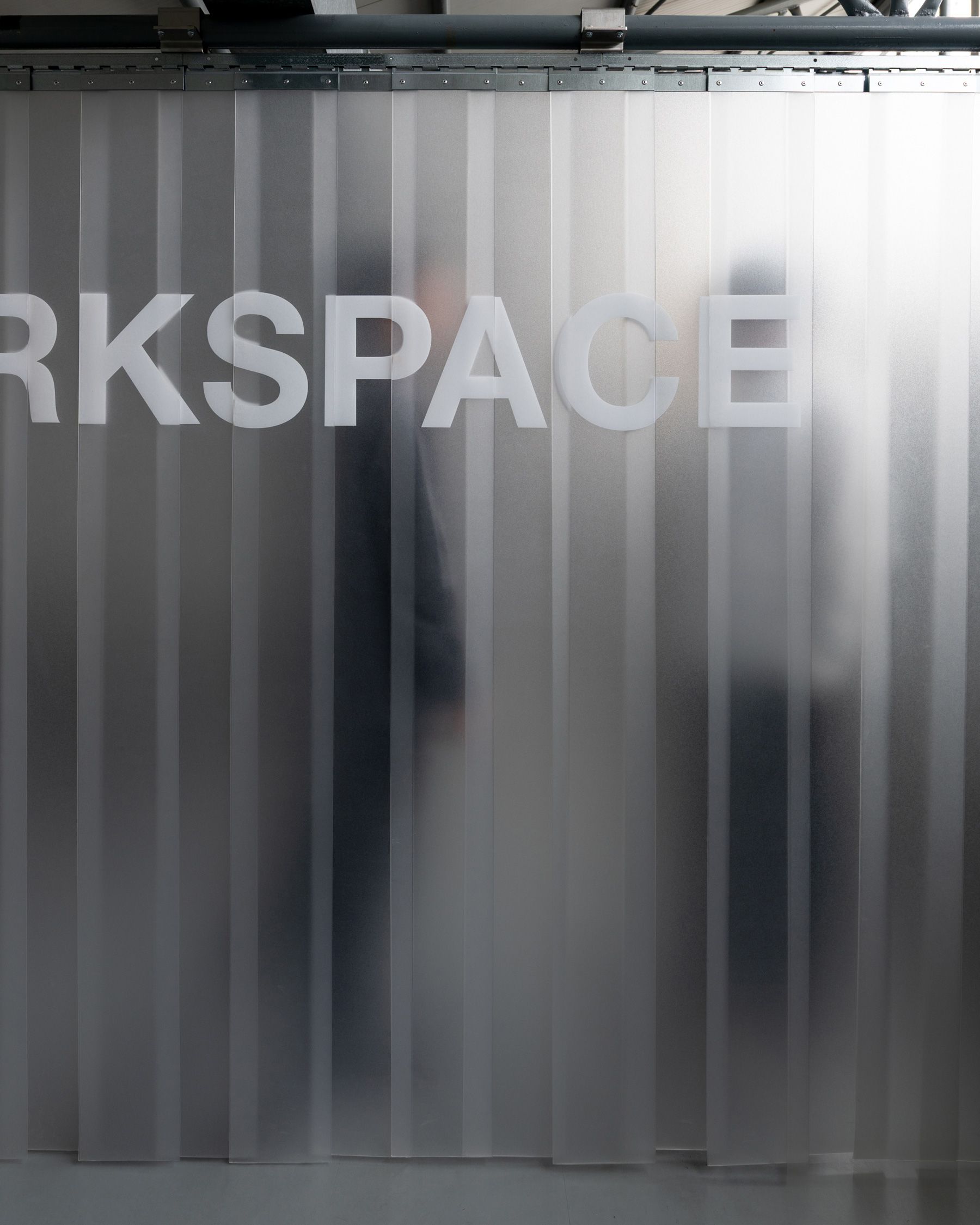 Image 13 of HYBRID OFFICE SYSTEM