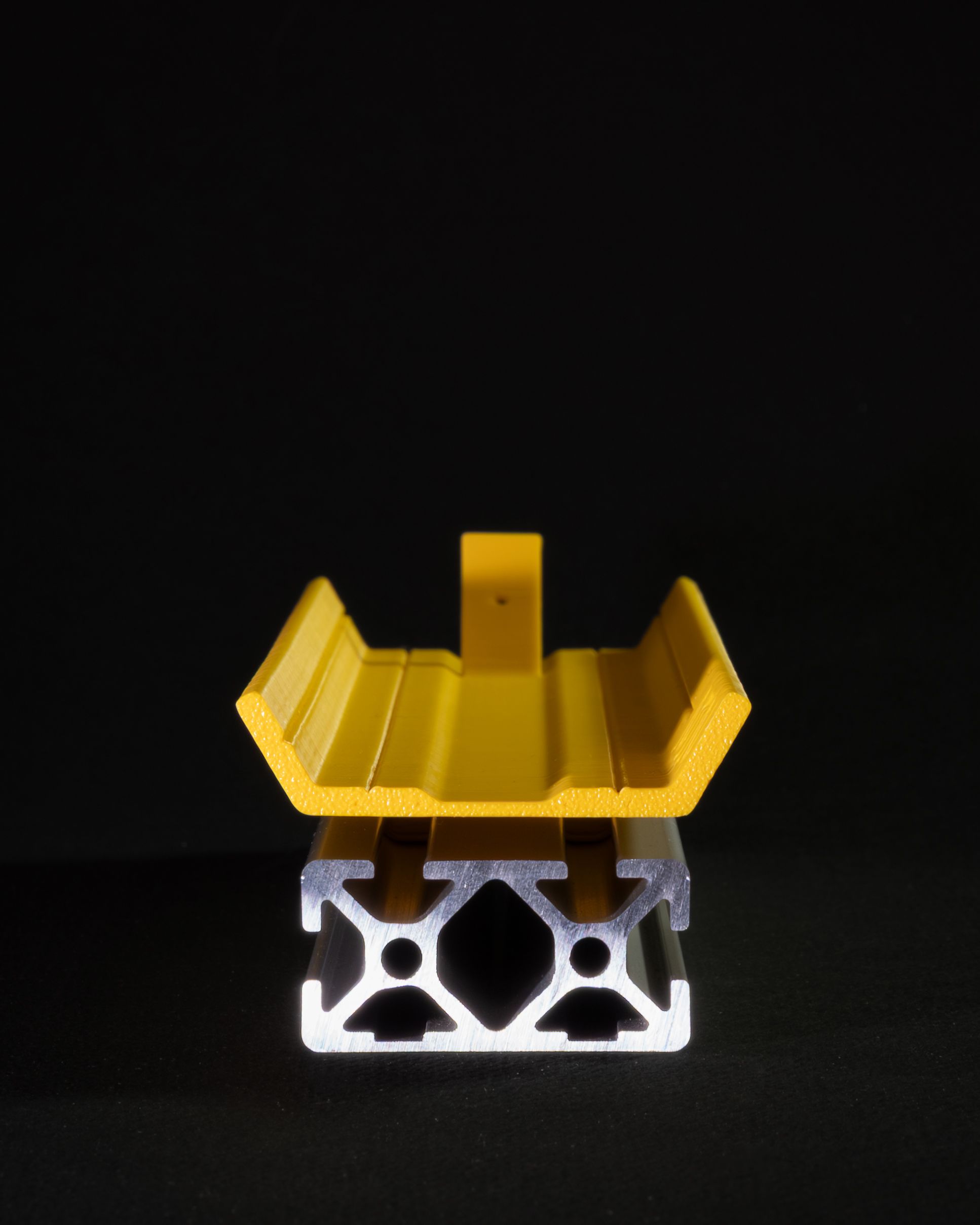 Image 4 of LOW-PROFILE